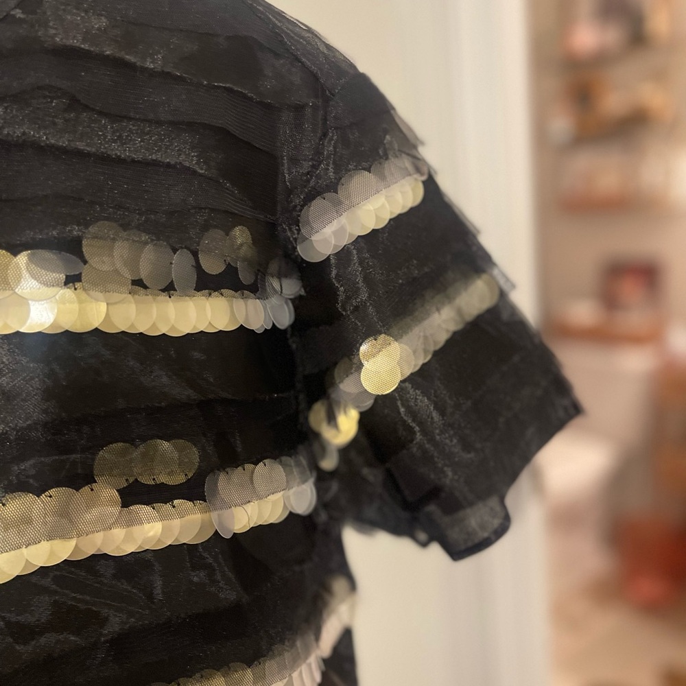 Frances Valentine Laine Black & Gold Textured Mesh Sequin Top NYE Night Out - Picture 9 of 17